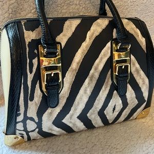 Meet your Posher, Sandy